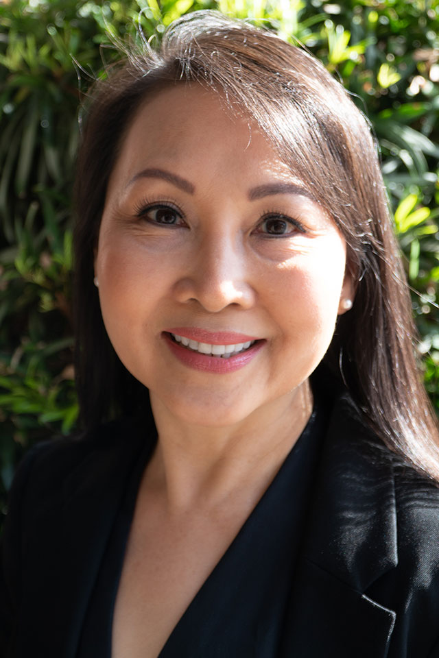 Trang-Nguyen Trang Nguyen